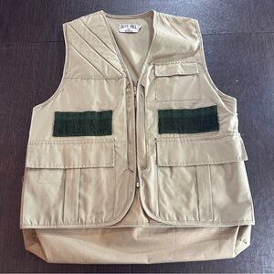 Vintage Blue Bill Red Head Hunting Vest Sz M Tan and Green